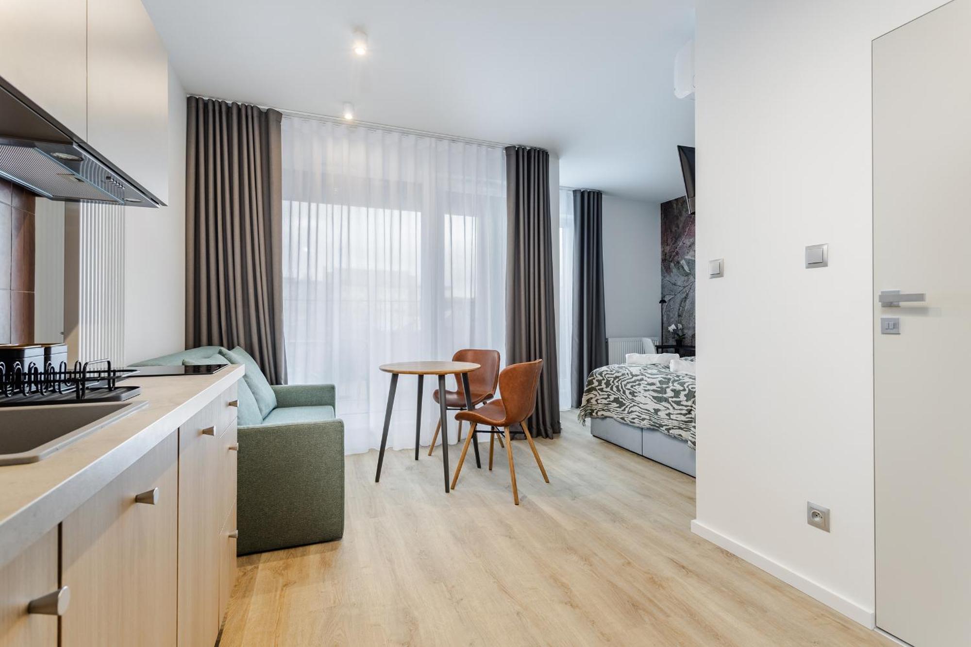 Stylowe Studio Very Berry W Poznaniu Z Parkingiem I Balkonem By Noclegi Renters Extérieur photo